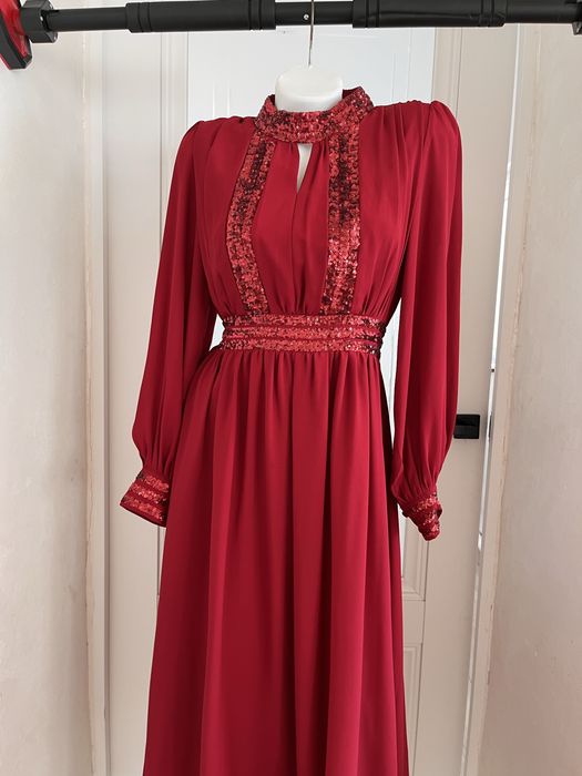 Продам платья 5000 тенге