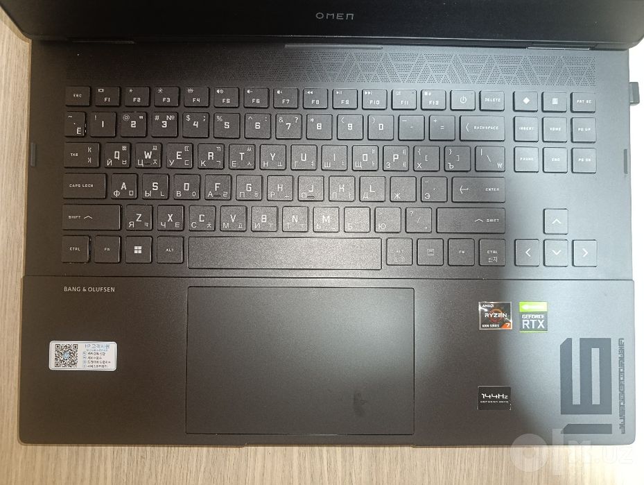 HP OMEN 16    144Hz