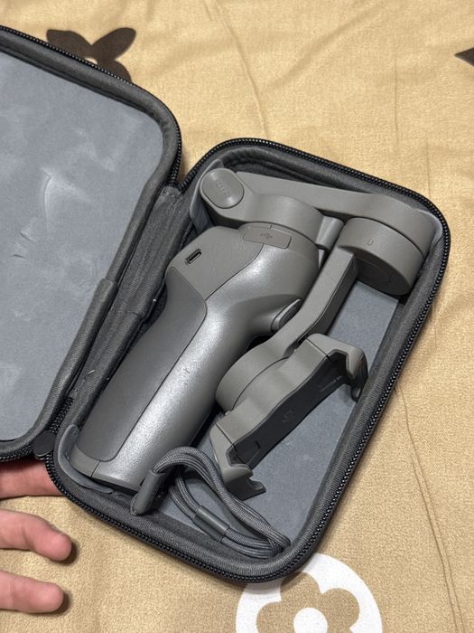 Продам стабилизатор DJI OSMO
