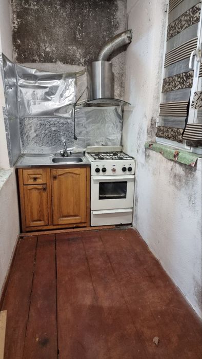 Метро Туркистан