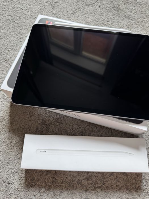 Ipad Pro M2 cu Apple Pencil 2 si husa