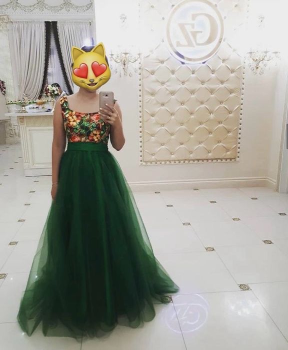 Продам платье 42-46