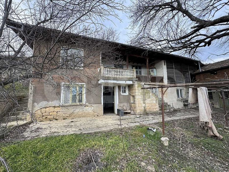 Продава се Къща в с. Джулюница, Област Русе - 160 кв.м за 75 €/кв.м - Снимка #1