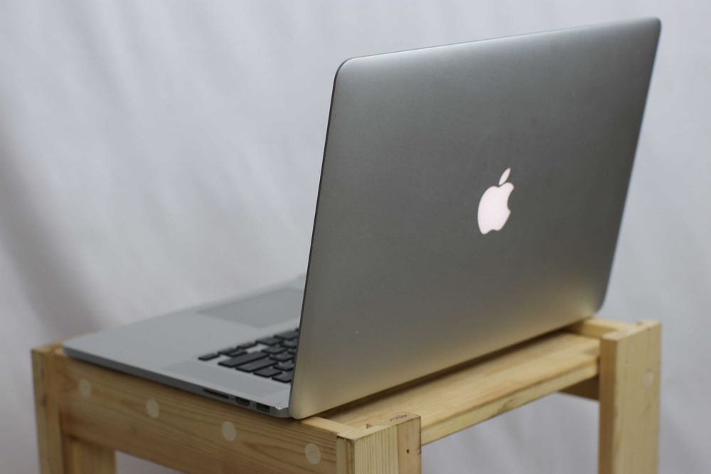 продам Macbook Pro и игровой компьютер
