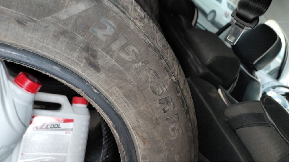 Продам шины 215 . 65 .16