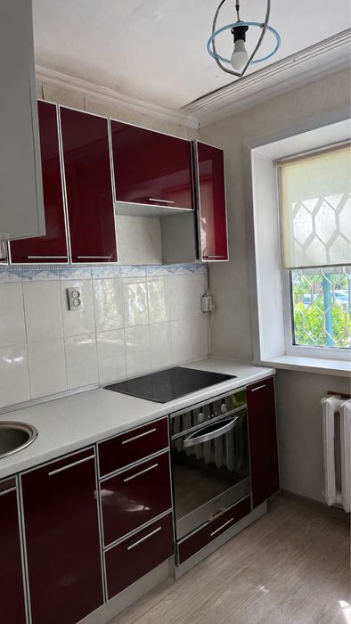 Продам 2 комнатную квартиру
