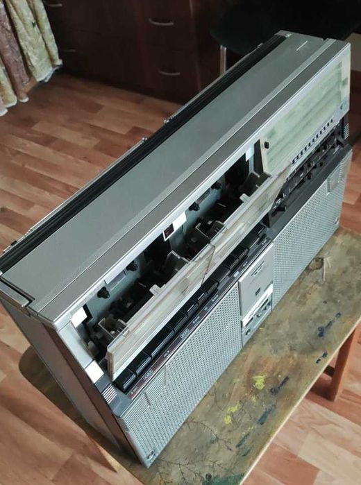 Магнитола Sharp-555