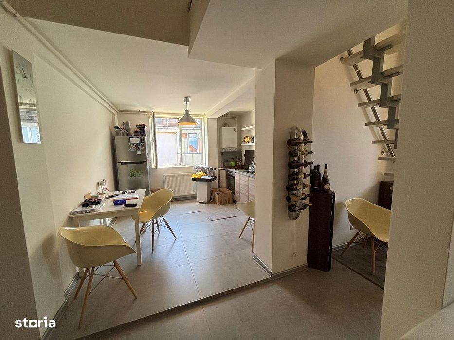 Vand apartament 3 camere Buna Ziua
