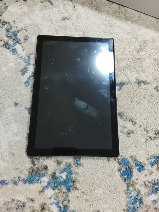 Продам Планшет срочно