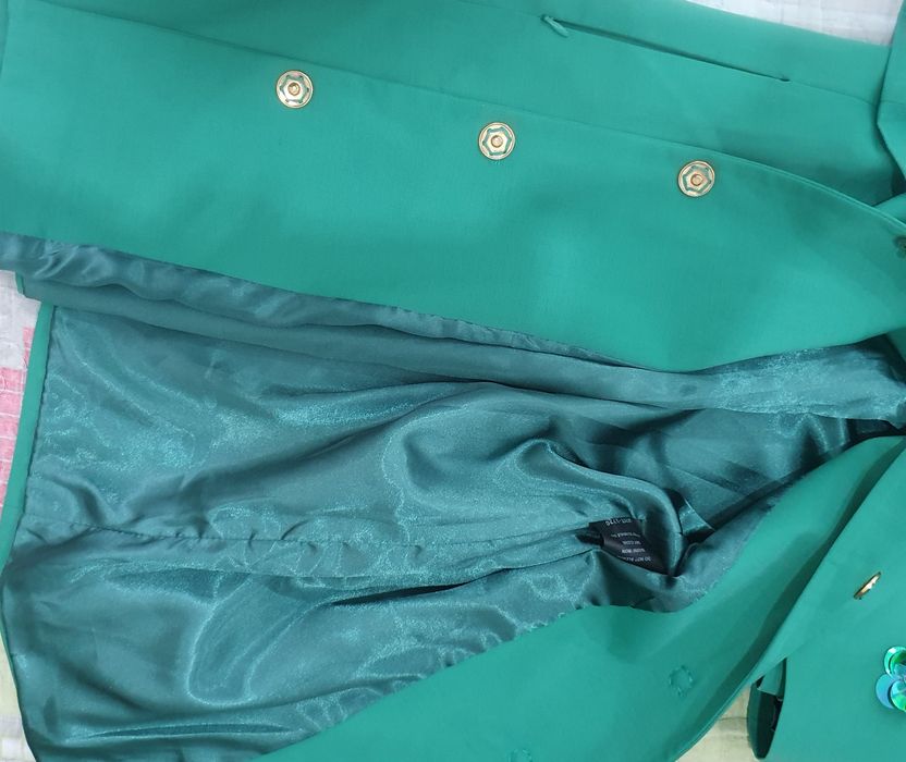 женская одежда,плащи