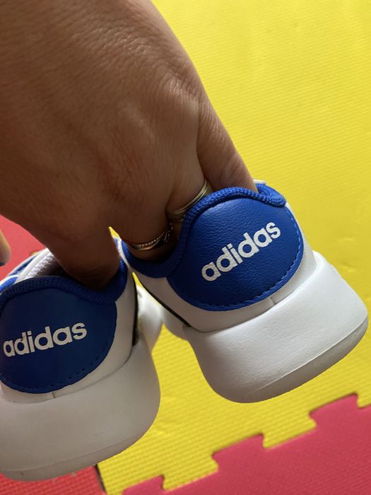 Adidas bebe mr 21 stare foarte buna