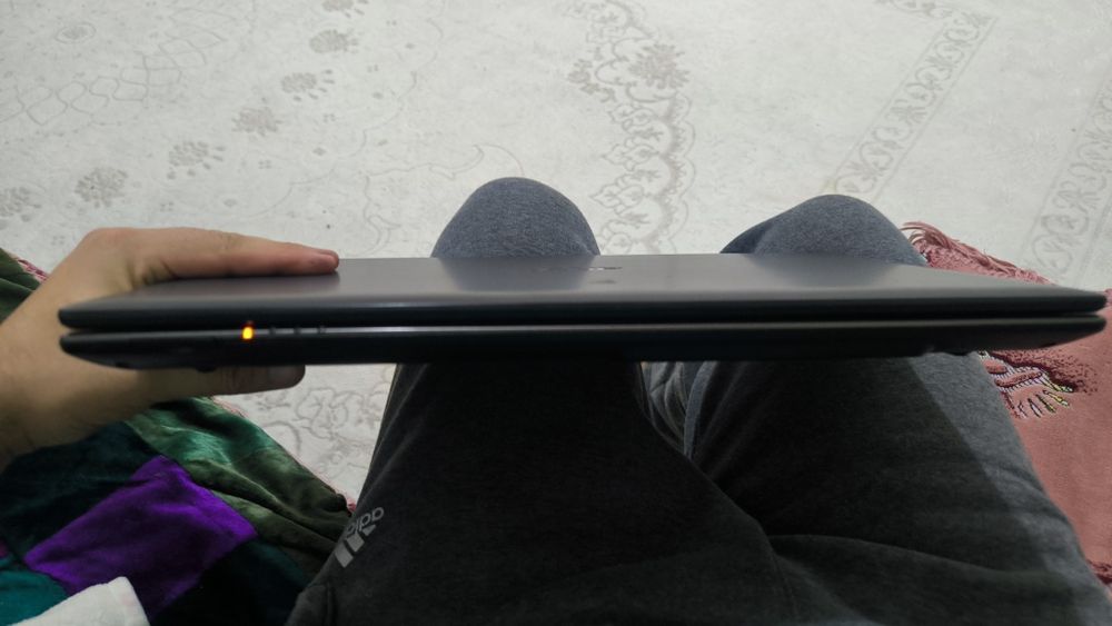 Срочно продам ноутбук