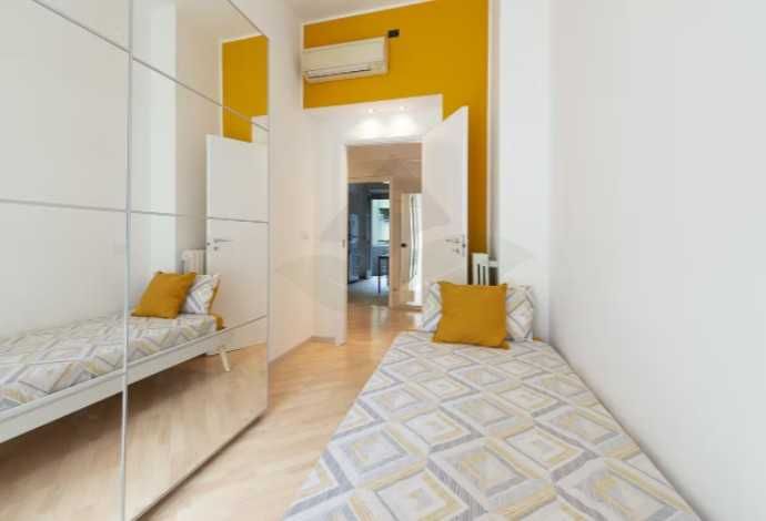 Дава се под наем Тристаен апартамент в Пловдив, Каменица 2 - 95 кв.м за 298.86 € - Снимка #4