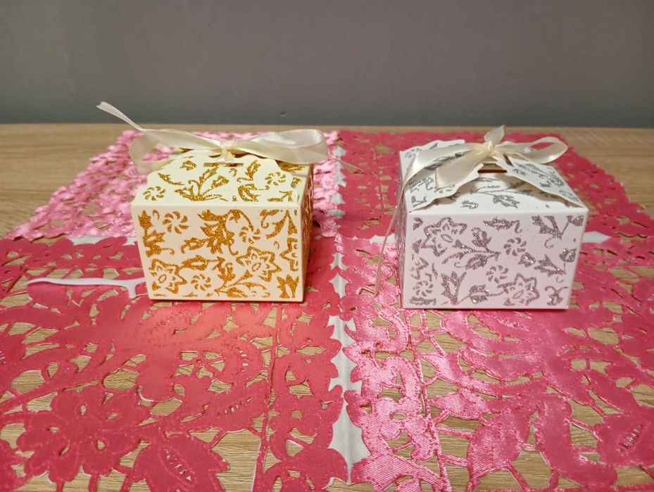 Тойбастар бонбоньерки