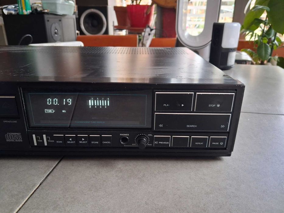 Philips Cd 304 player