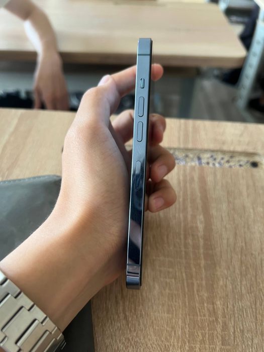 iPhone 13 Pro Blue срочно сотилади
