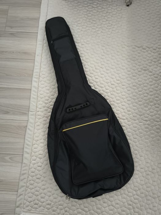 Продам гитару Yamaha FG830