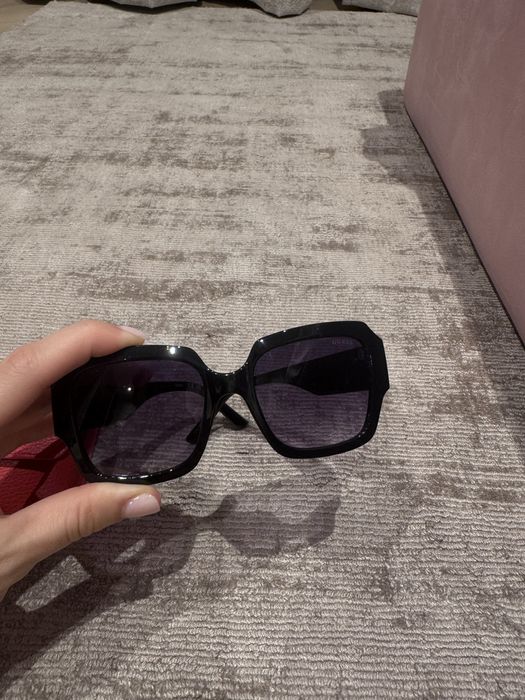 Слънчеви очила GUESS