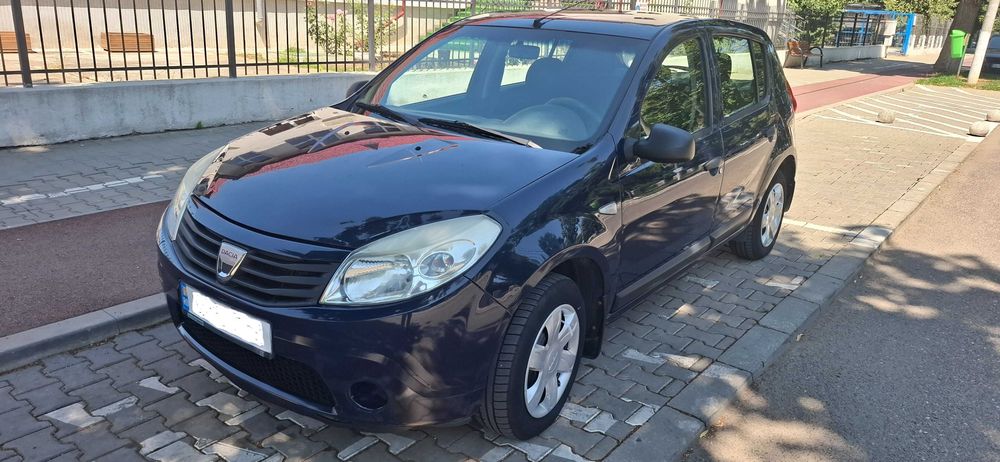 autoturism sandero 1.2 16V