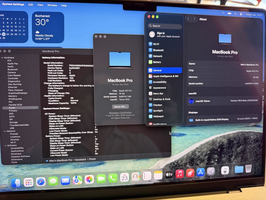  MacBook Pro 14**M3 Pro **18 GB**1000 GB SSD**