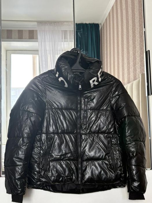 Продам куртки на 11-12 лет