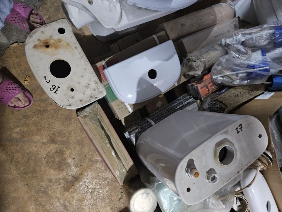 Продам бочки к унитазам