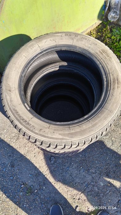 Продам б/у 4-е зимние шины Sailun.