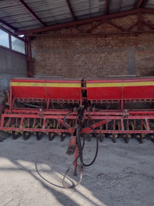 Сеялка за есенници СЗУ