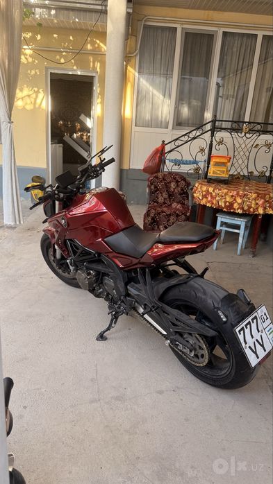 Qj moto 600 Street