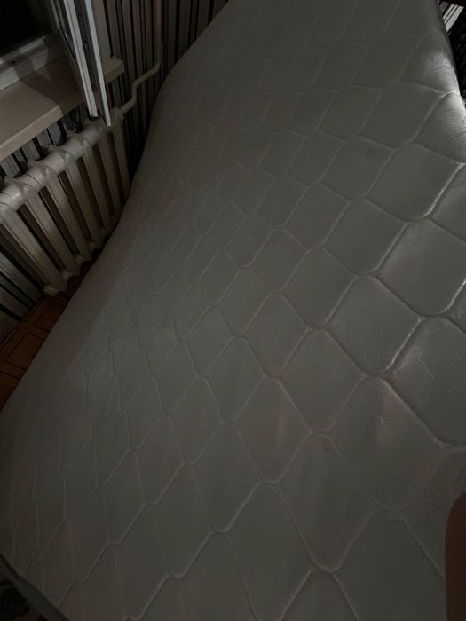 Продаем матрас б/у