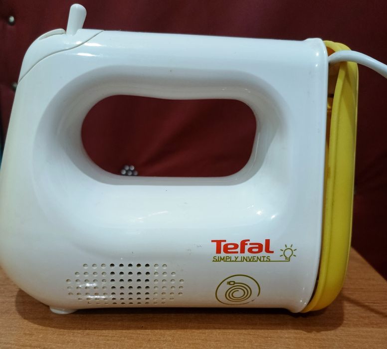 Ручной миксер для теста