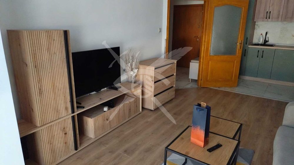 Дава се под наем Двустаен апартамент в София, Лозенец - 55 кв.м за 797.64 € - Снимка #2