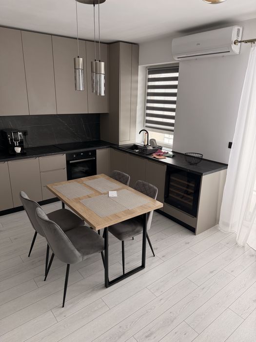 Inchiriez apartament 2 camere Maurer, open space