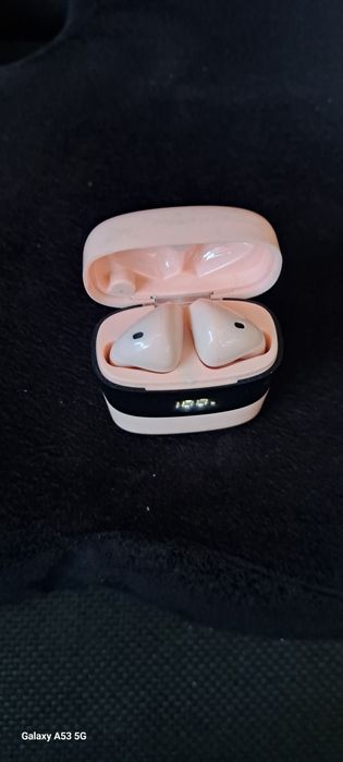 Căști roz wireless