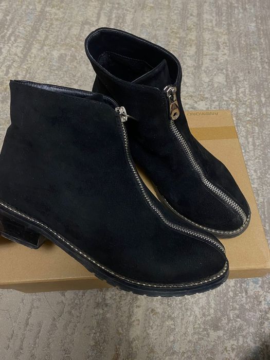 Продам  женский  осенний  обувь