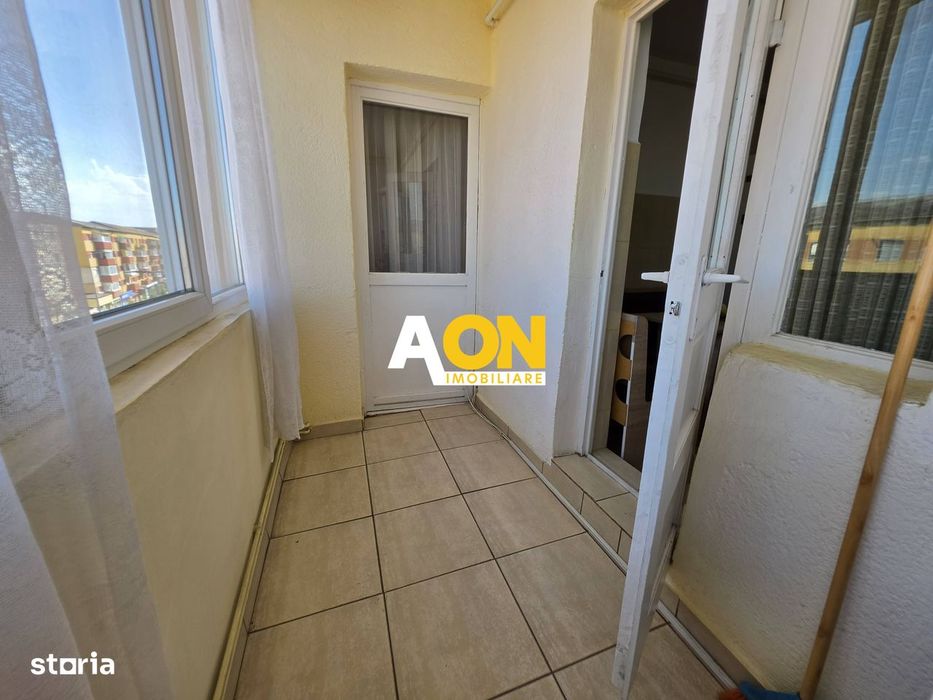 Apartament 3 camere, 68 mp utili, Cetate, zona Piata Cetate