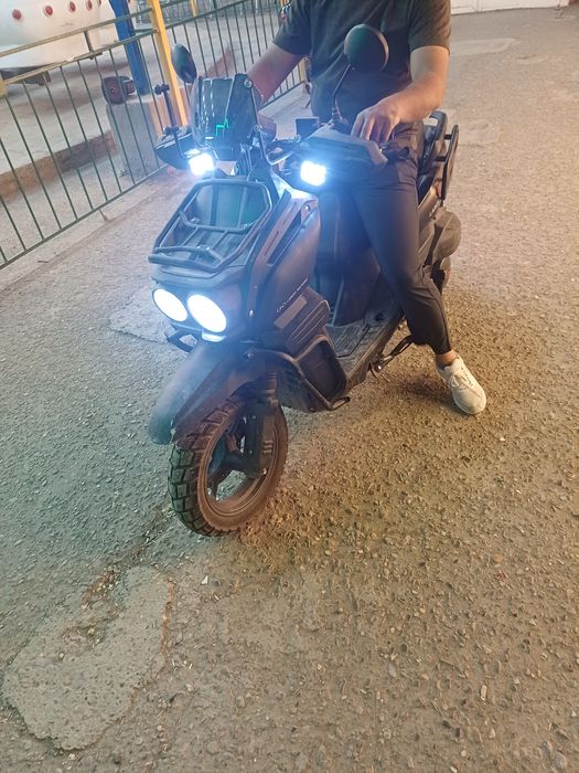 Мотоцикл скутер Танк