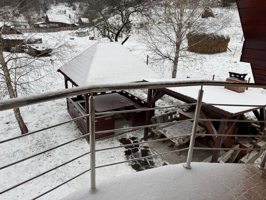 Cabana De Inchiriat  5 Camere Lunca Bradului