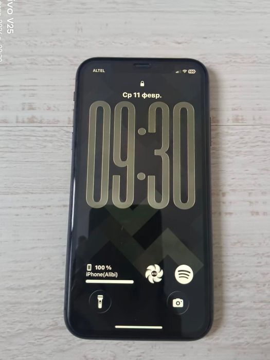 Обменяю или продам айфон 11