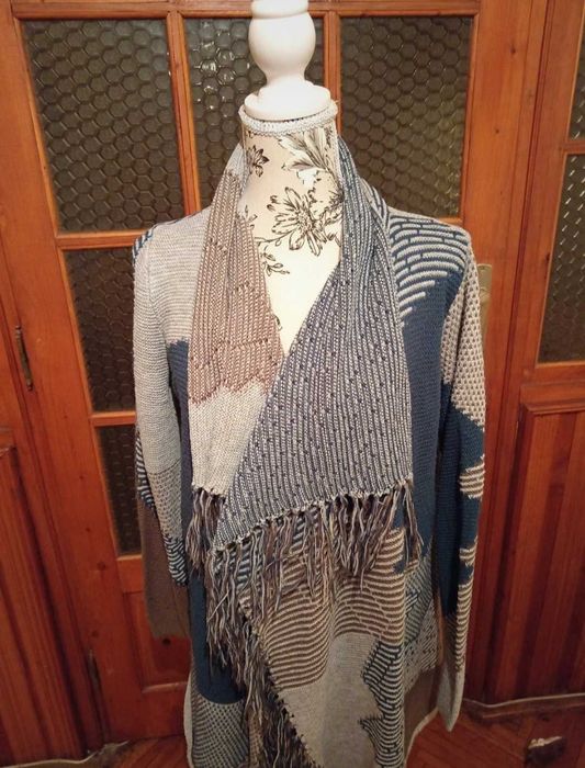 Cardigan damă oversize.