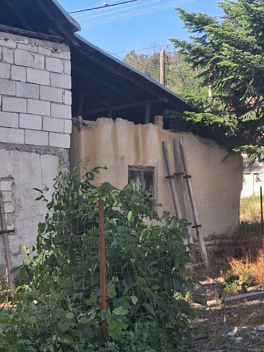 Se vinde casa bătrânească