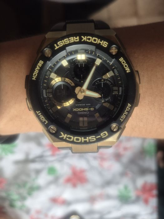 Продам часы Casio