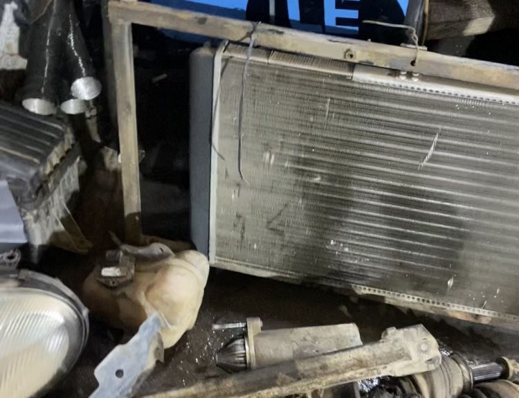 Заз шанс сенс фара усилитель бампера , телевизор двигатель бампер