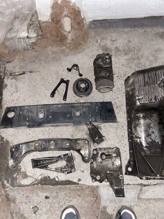 Продам запчасти на бмв е 34