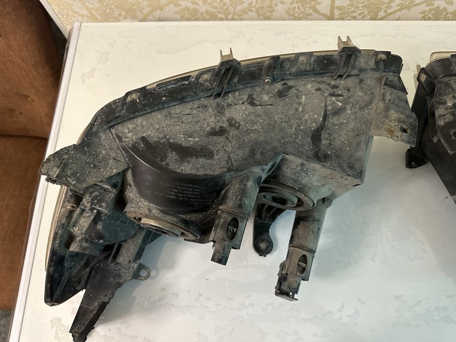 Продам фары на раф 4