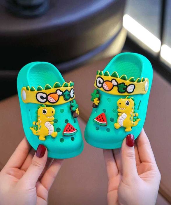 Детски кроксове за момче и момиче различни цветове и номера