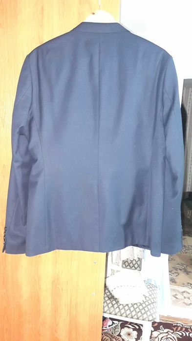 Продам кастюм муж.