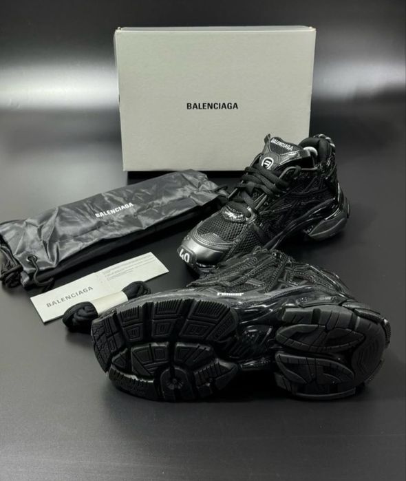 Balenciaga Runner