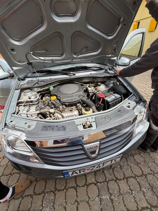 Vand dacia logan 1,4 stare impecabila
