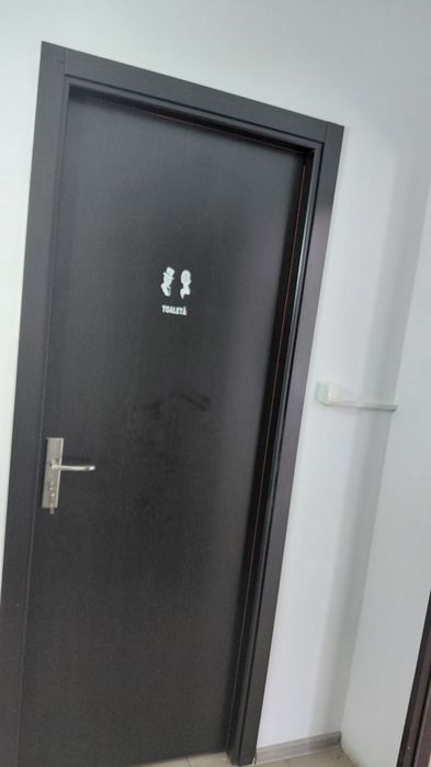 Spațiu comercial